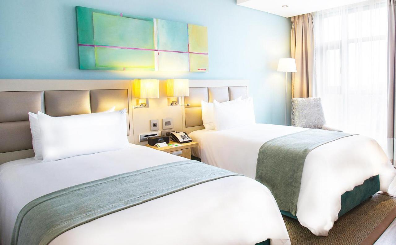 Holiday Inn Mauritius Mon Tresor By Ihg Plaine Magnien Bagian luar foto